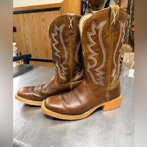 Twisted X Tech X 11”